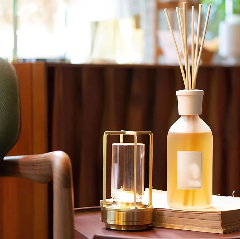 Illuminate your world | Aluminium LED Rechargeable Table Lamp